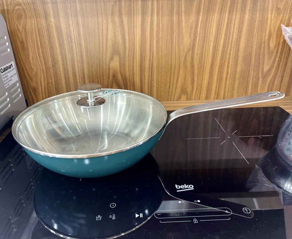 Chảo sâu lòng Edelkochen Vola Collection 28cm inox 316 có nắp màu xanh