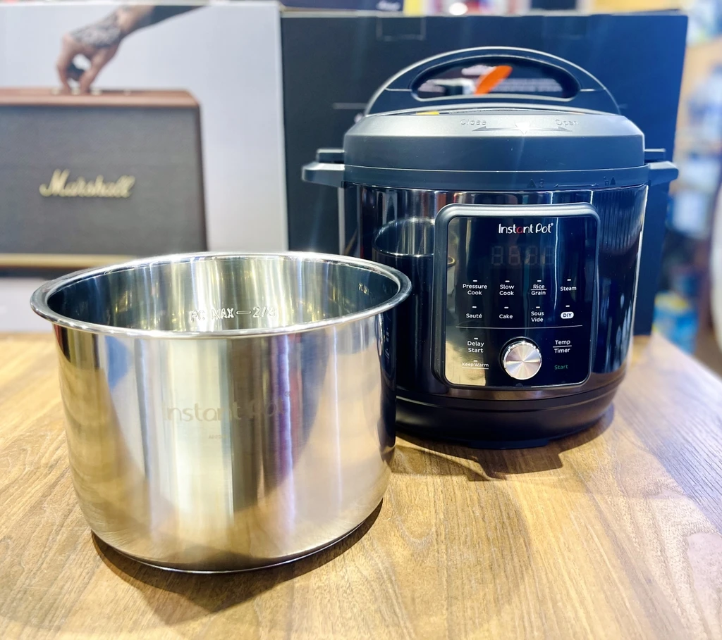 Nồi áp suất đa năng Instant Pot Essential 9 in 1 5,7L