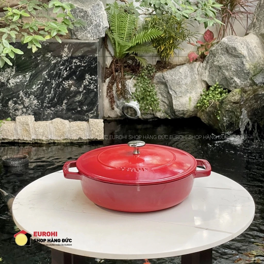 Nồi chảo gang Staub Chistera 24cm 2.75L màu đỏ (12612406) / 1033419