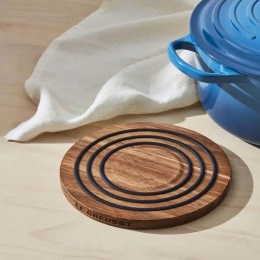Lót nồi từ tính Le Creuset Acacia 20cm