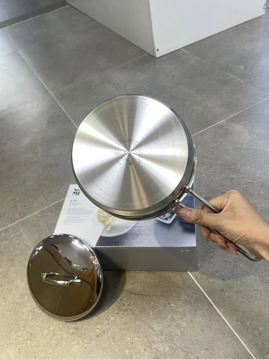    	 Quánh WMF mini có nắp (Φ 16cm)