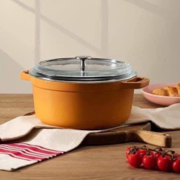 Nồi gang tráng men Staub Cocotte màu vàng mù tạt 3,7 lít