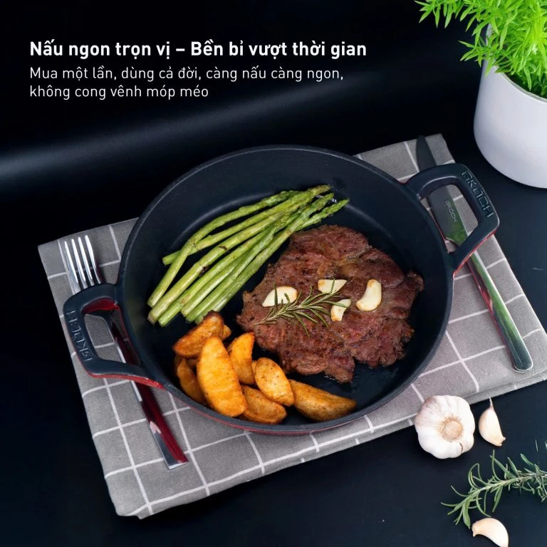 Chảo gang đã tráng men đk 24cm model EFP-08B. Nhãn hiệu GKOCH
