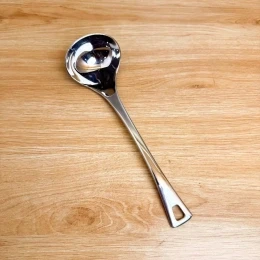 Muôi canh Thiên Nga Kela inox 304 cao cấp.