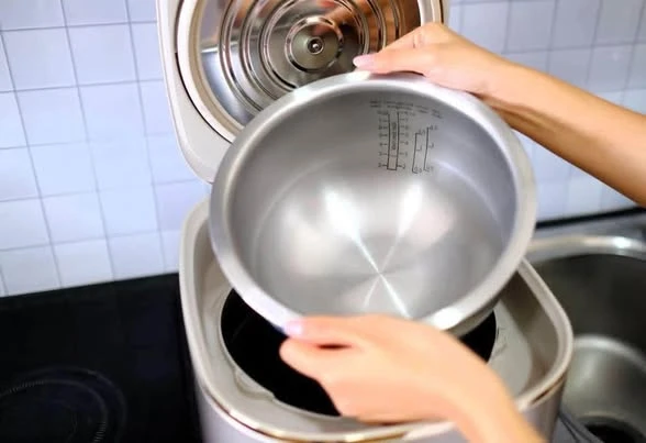 NỒI CƠM CAO TẦN JOYOUNG JNRC-401