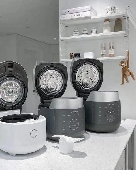 Nồi cơm điện Cao tần CUCKOO CRP-LHTR1010FW 1,8L (màu trắng)