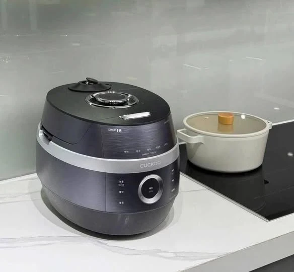 NỒI CƠM ĐIỆN CAO TẦN CUCKOO JHP1010FC 1,8L