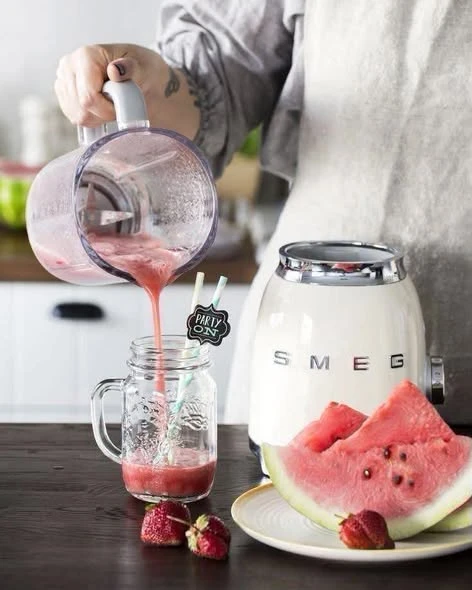 Máy xay sinh tố SMEG BLF03