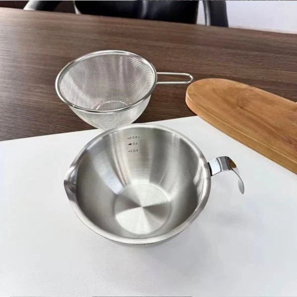 Ca đong rót kèm giỏ lọc C1016 CHOCKMEN 15cm, inox 18/10, model: CKM-JY15CPB