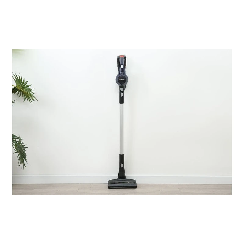 Máy hút bụi Bosch BBS611MAT